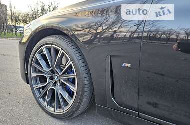 Седан BMW 7 Series 2022 в Кривому Розі