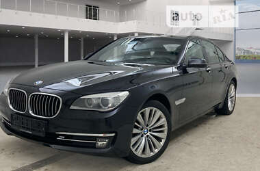 Седан BMW 7 Series 2014 в Виннице