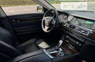 Седан BMW 7 Series 2010 в Львове