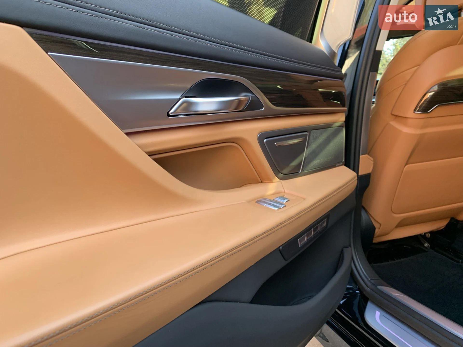2015 BMW 7er - мініатюра 16
