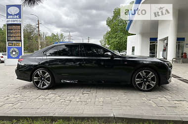 Седан BMW 7 Series 2023 в Дніпрі