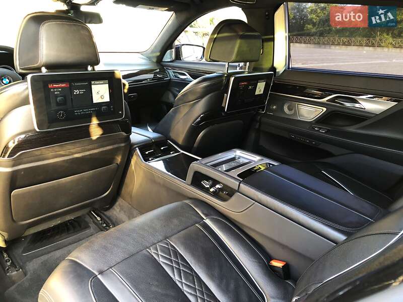 Седан BMW 7 Series 2018 в Харкові