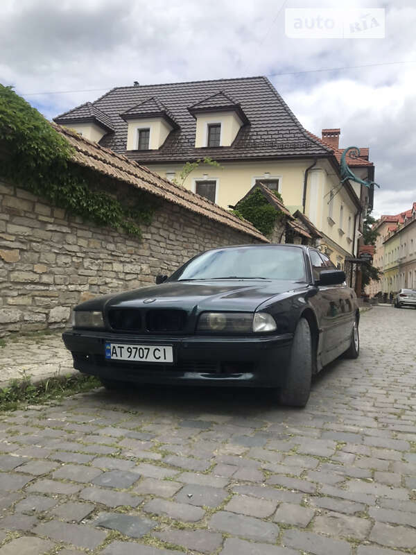 Седан BMW 7 Series 1995 в Каменец-Подольском