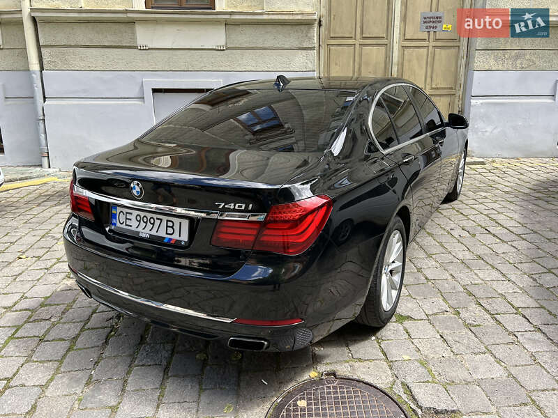 Седан BMW 7 Series 2015 в Чернівцях
