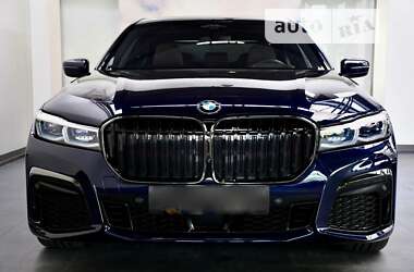 Седан BMW 7 Series 2019 в Черноморске