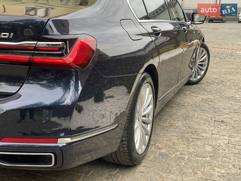 Седан BMW 7 Series 2020 в Черновцах