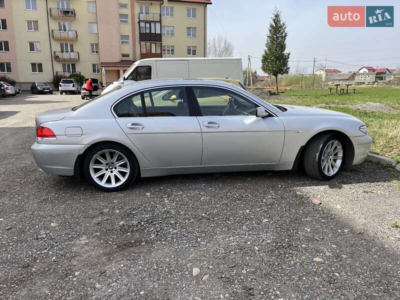 Седан BMW 7 Series 2004 в Києві