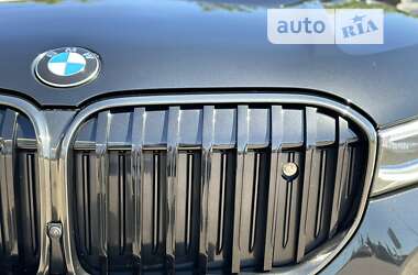 Седан BMW 7 Series 2022 в Полтаве