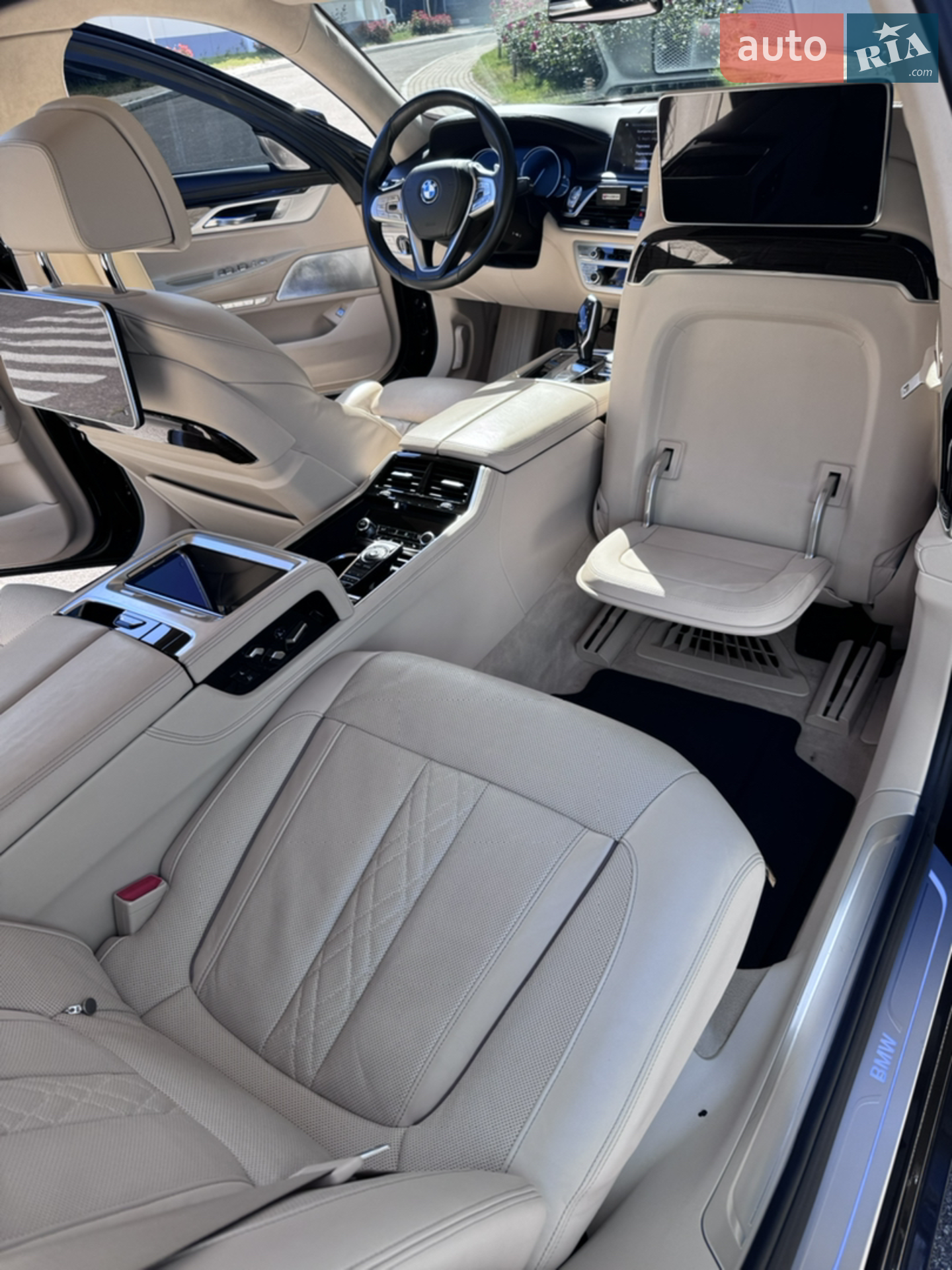 2015 BMW 7er - мініатюра 17