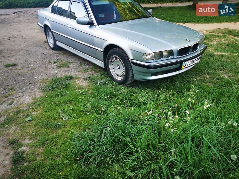Седан BMW 7 Series 1997 в Бориславі