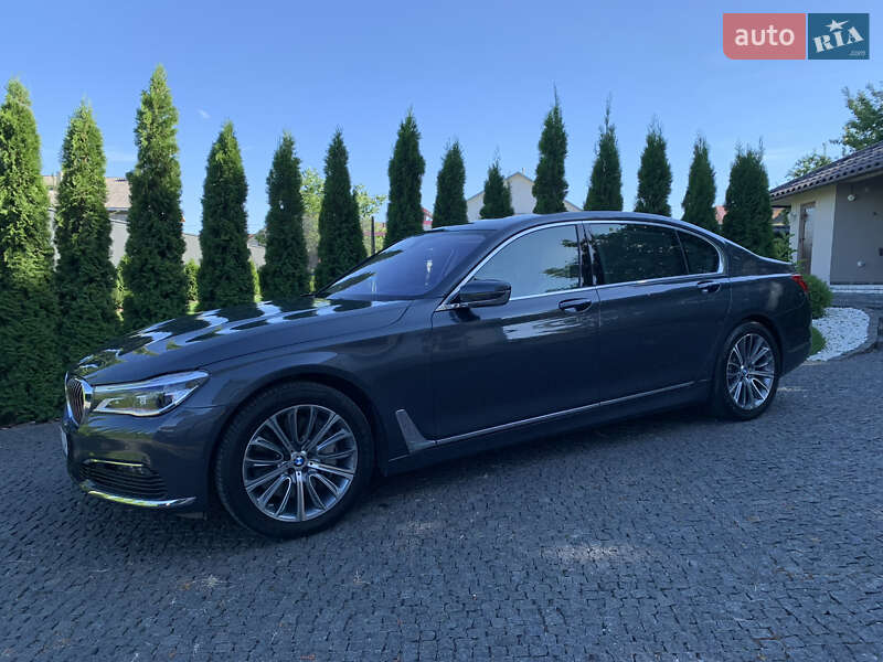 Седан BMW 7 Series 2015 в Кицмани