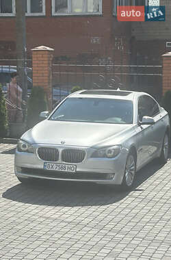 Седан BMW 7 Series 2011 в 