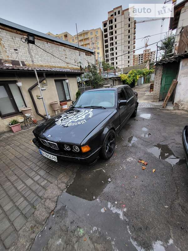 BMW 7 Series 1995