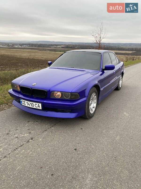Седан BMW 7 Series 1996 в Баре