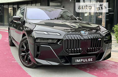 Седан BMW 7 Series 2024 в 