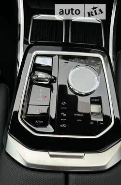 Седан BMW 7 Series 2024 в 