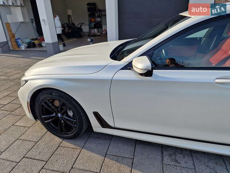 Седан BMW 7 Series 2017 в Киеве фото 9 Седан BMW 7 Series 2017 в Киеве