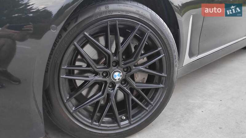 Седан BMW 7 Series 2019 в Нетішині