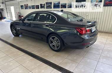 Седан BMW 7 Series 2013 в Ровно