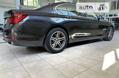 Седан BMW 7 Series 2013 в Ровно