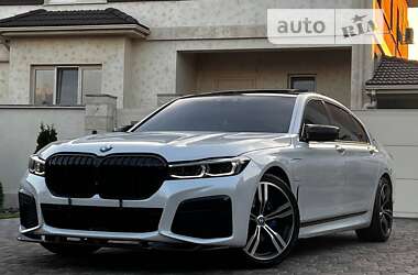 Седан BMW 7 Series 2018 в Киеве