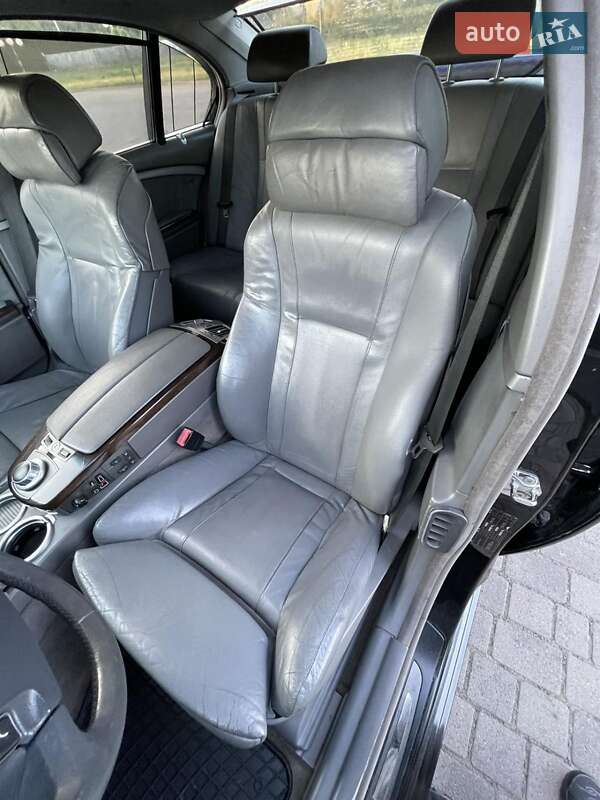 Седан BMW 7 Series 2001 в Львові