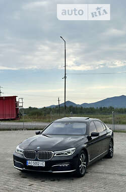 Седан BMW 7 Series 2015 в Хусте