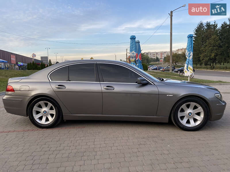 Седан BMW 7 Series 2005 в Новом Роздоле