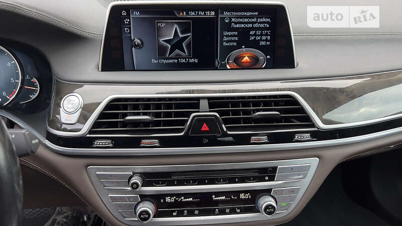 Седан BMW 7 Series 2016 в Львове