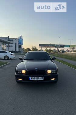 Седан BMW 7 Series 1994 в Ужгороде