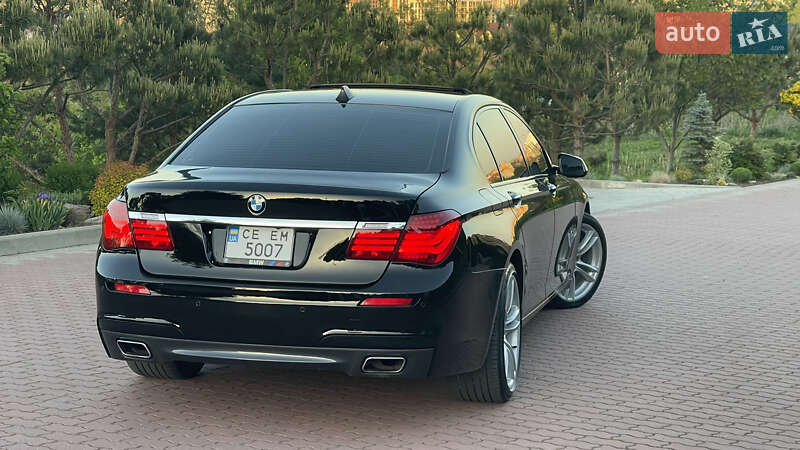 Седан BMW 7 Series 2013 в Чернівцях