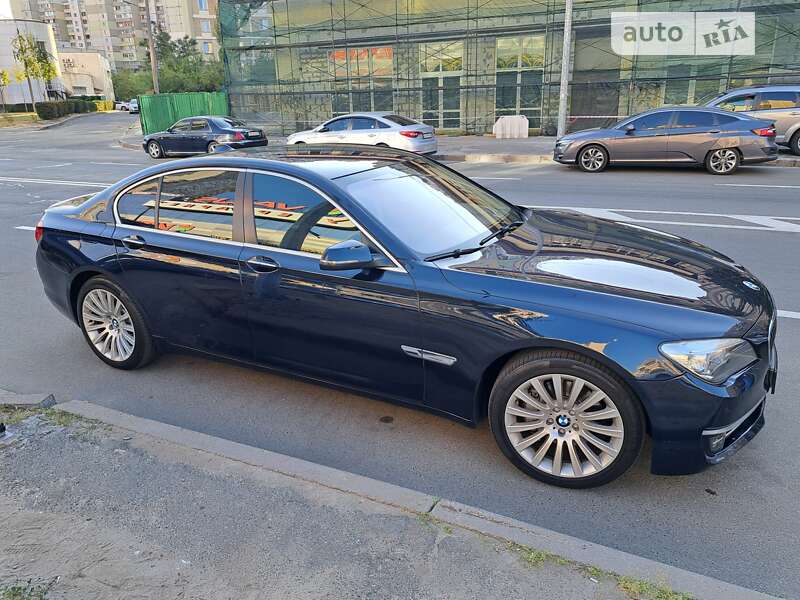 BMW 7 Series 2012