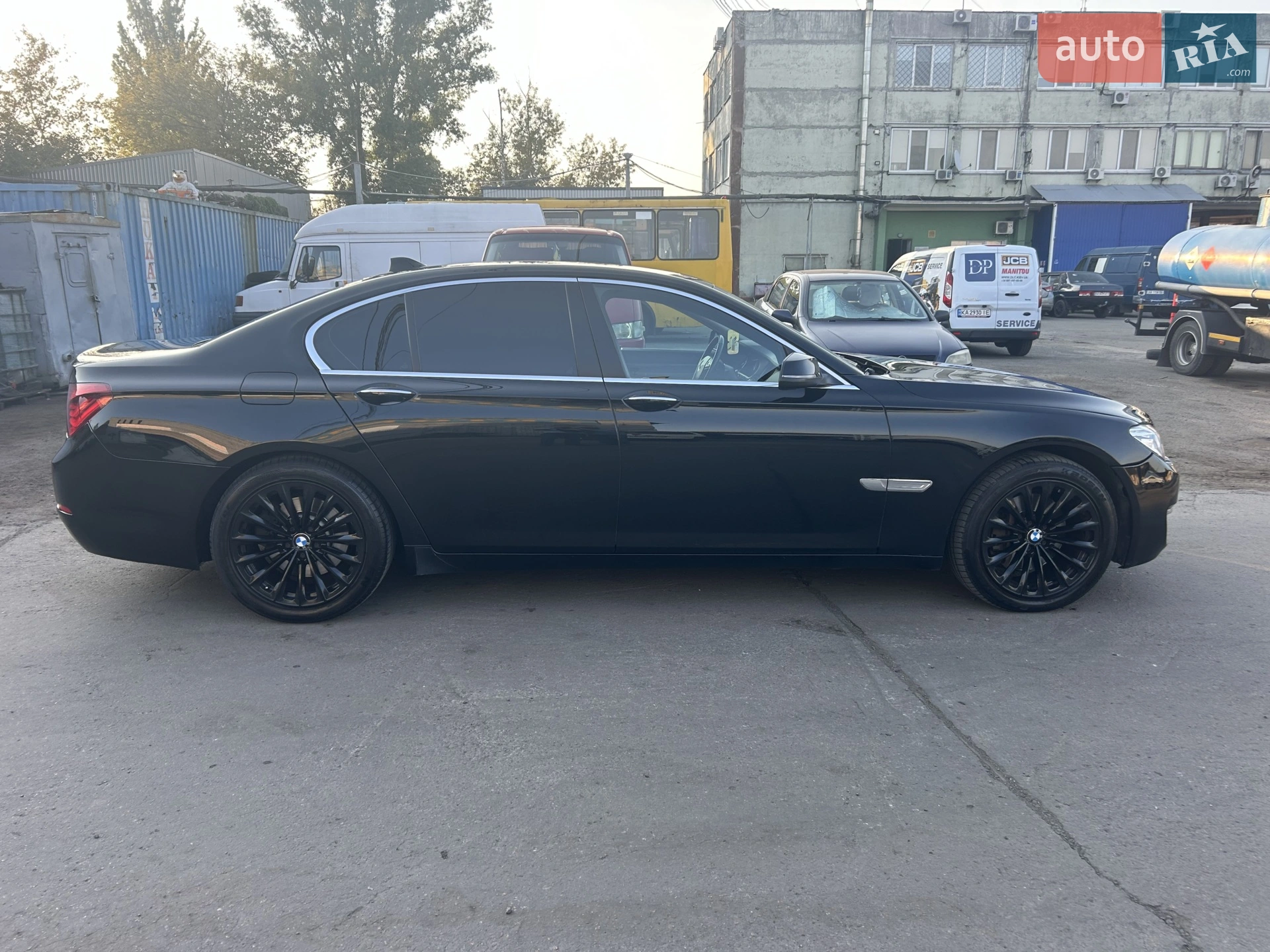 2013 BMW 7er - мініатюра 10