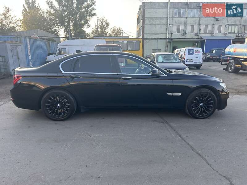 Седан BMW 7 Series 2013 в Киеве