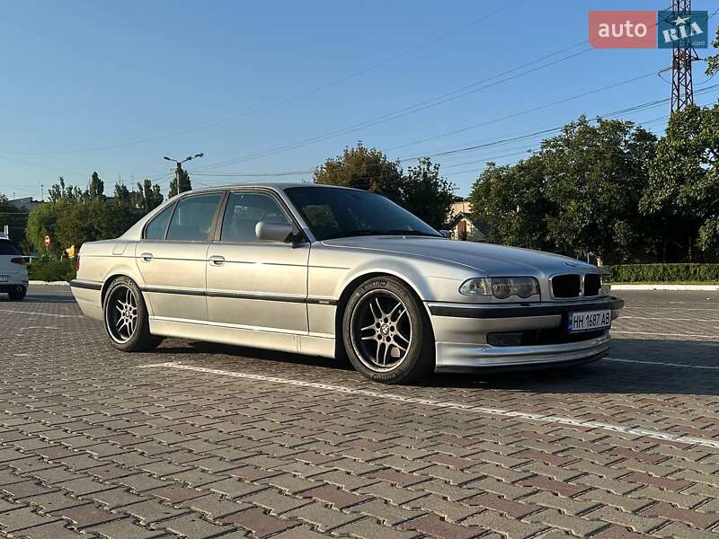 Седан BMW 7 Series 1999 в Одессе