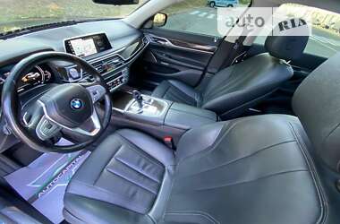 Седан BMW 7 Series 2017 в Киеве