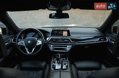 Седан BMW 7 Series 2018 в 