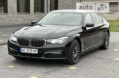 Седан BMW 7 Series 2015 в Луцьку