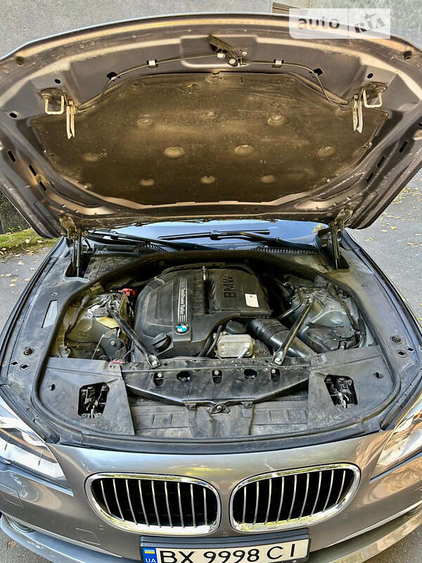 Седан BMW 7 Series 2014 в Шепетівці