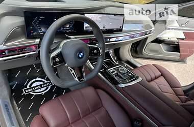 Седан BMW 7 Series 2024 в Киеве