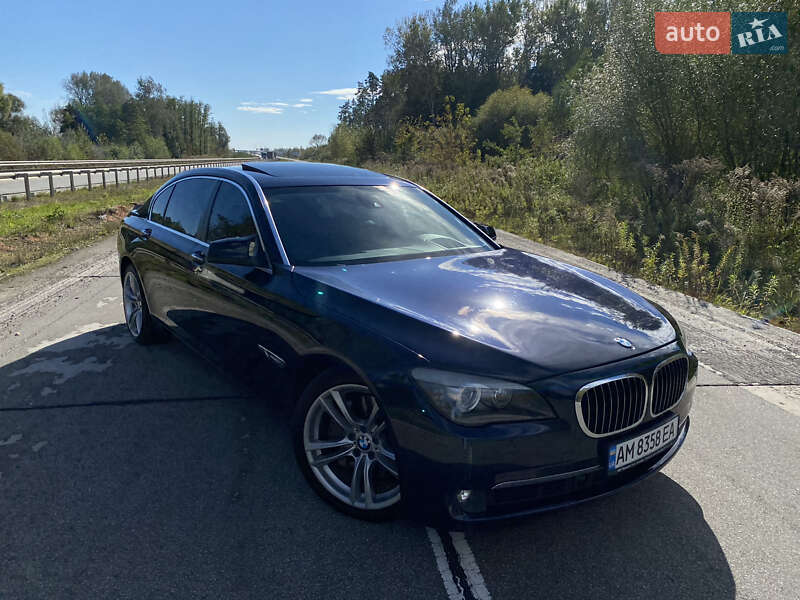 Седан BMW 7 Series 2010 в Житомире
