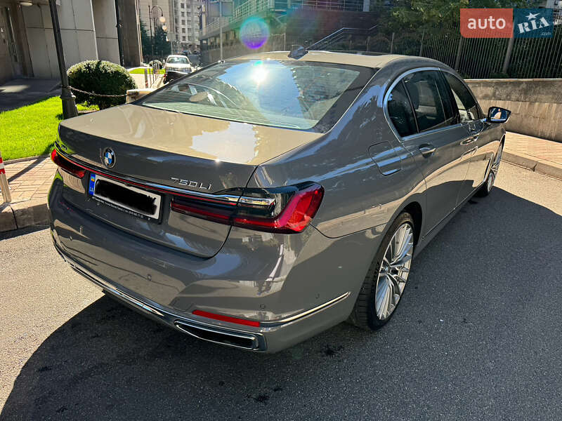 Седан BMW 7 Series 2019 в Чернівцях