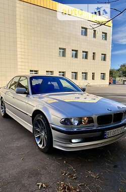 Седан BMW 7 Series 2000 в Ровно