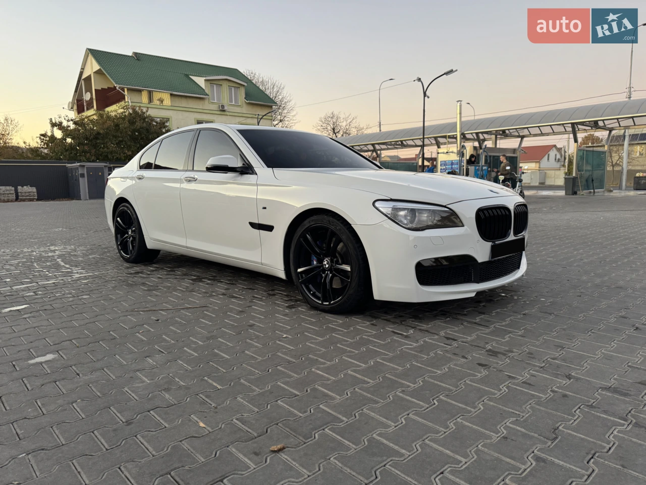 2012 BMW 7er - мініатюра 12