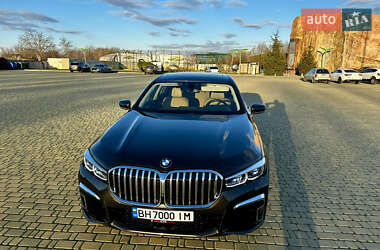 Седан BMW 7 Series 2017 в Львове