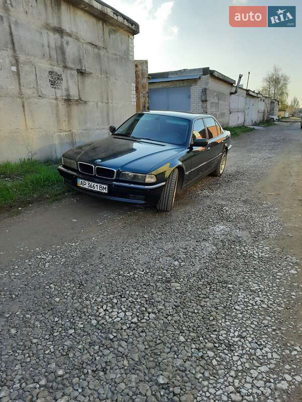 BMW 7 Series 1998