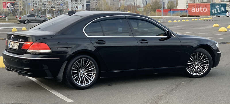 Седан BMW 7 Series 2006 в Киеве