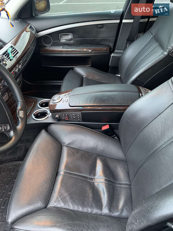 Седан BMW 7 Series 2006 в Киеве