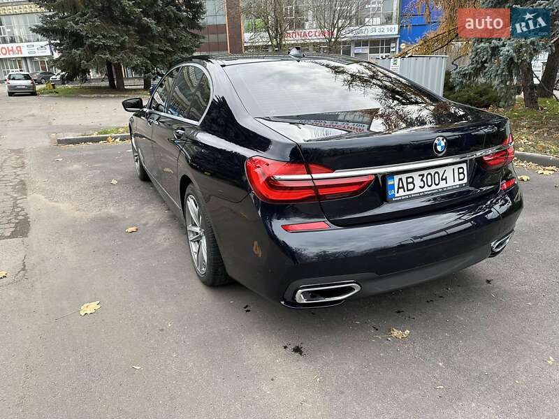 Седан BMW 7 Series 2017 в Виннице