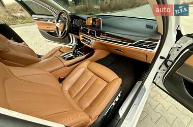 Седан BMW 7 Series 2018 в Одессе